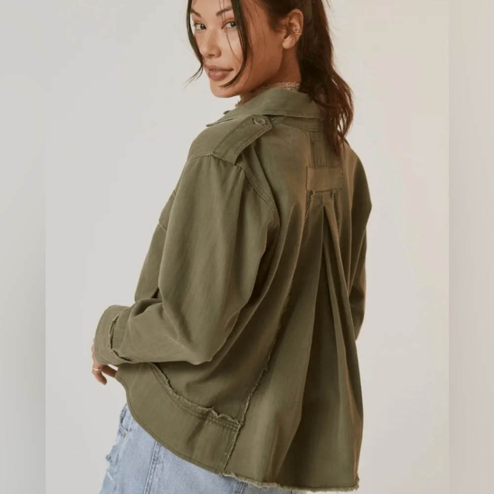 Tiny Cleo Anthropologie green utility jacket